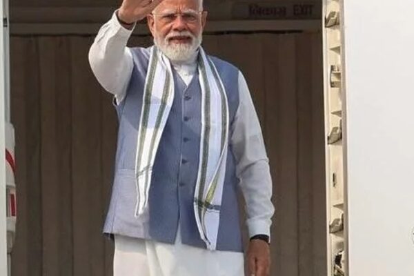 प्रधानमंत्री नरेंद्र मोदी 3 देशों की 6 दिवसीय यात्रा पर रवाना, इंडोनेशिया से करेंगे दौरे की शुरुआत
