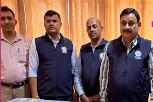Kubera’s Treasure’ Found at Former ARTO’s House in Lucknow: ₹1.62 Crore Cash, 13 kg Gold, 9 kg Silver; Assets Worth ₹35 Crore Seized