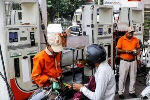 बिना थर्ड पार्टी बीमा वाले वाहनों को न मिले पेट्रोल-डीजल: सुप्रीम कोर्ट का बड़ा निर्देश