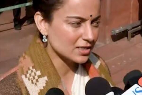Kangana Ranaut Targets Opposition, Asks: If Amit Shah Is Ready to Discuss Their Demands, Why Is the Opposition Disrupting Parliament?