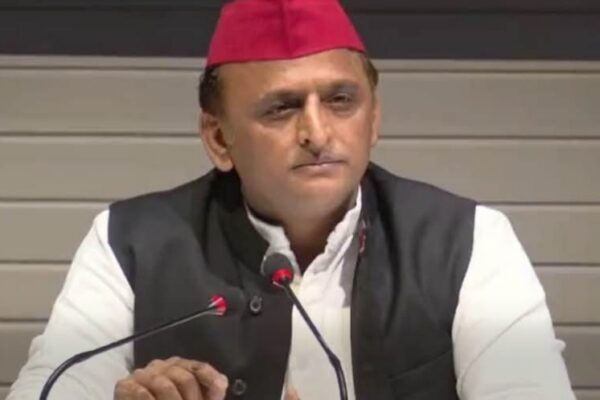 Akhilesh Yadav Praises Youth, Says: “What Big Political Parties Could Not Do, the Youth Have Achieved