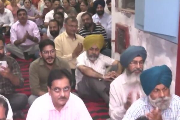 पंजाब में कर्मचारियों का बड़ा प्रदर्शन, मांगें पूरी नहीं हुईं तो आंदोलन तेज करने की चेतावनी