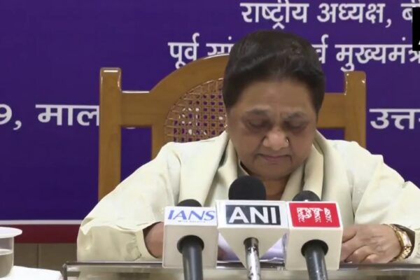 नगीना के जनादेश पर आमने-सामने मायावती और चंद्रशेखर, EVM से दलित राजनीति तक गरमाई बहस