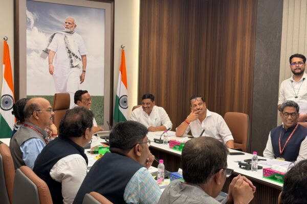 बिहार में बाढ़ नियंत्रण और गंडक नहर परियोजनाओं को गति देने पर अहम बैठक